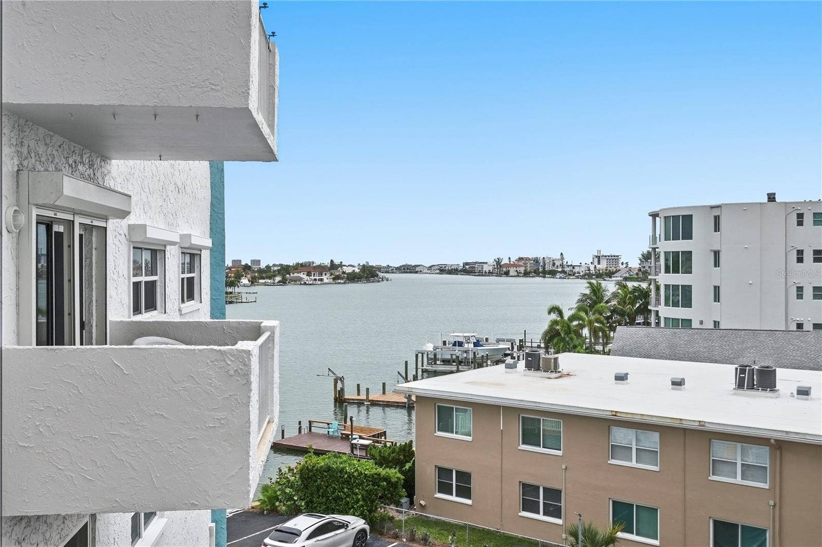 285 107TH AVENUE, #405, St Petersburg, FL 33706 285 107TH AVENUE, #405, St Petersburg, FL 33706