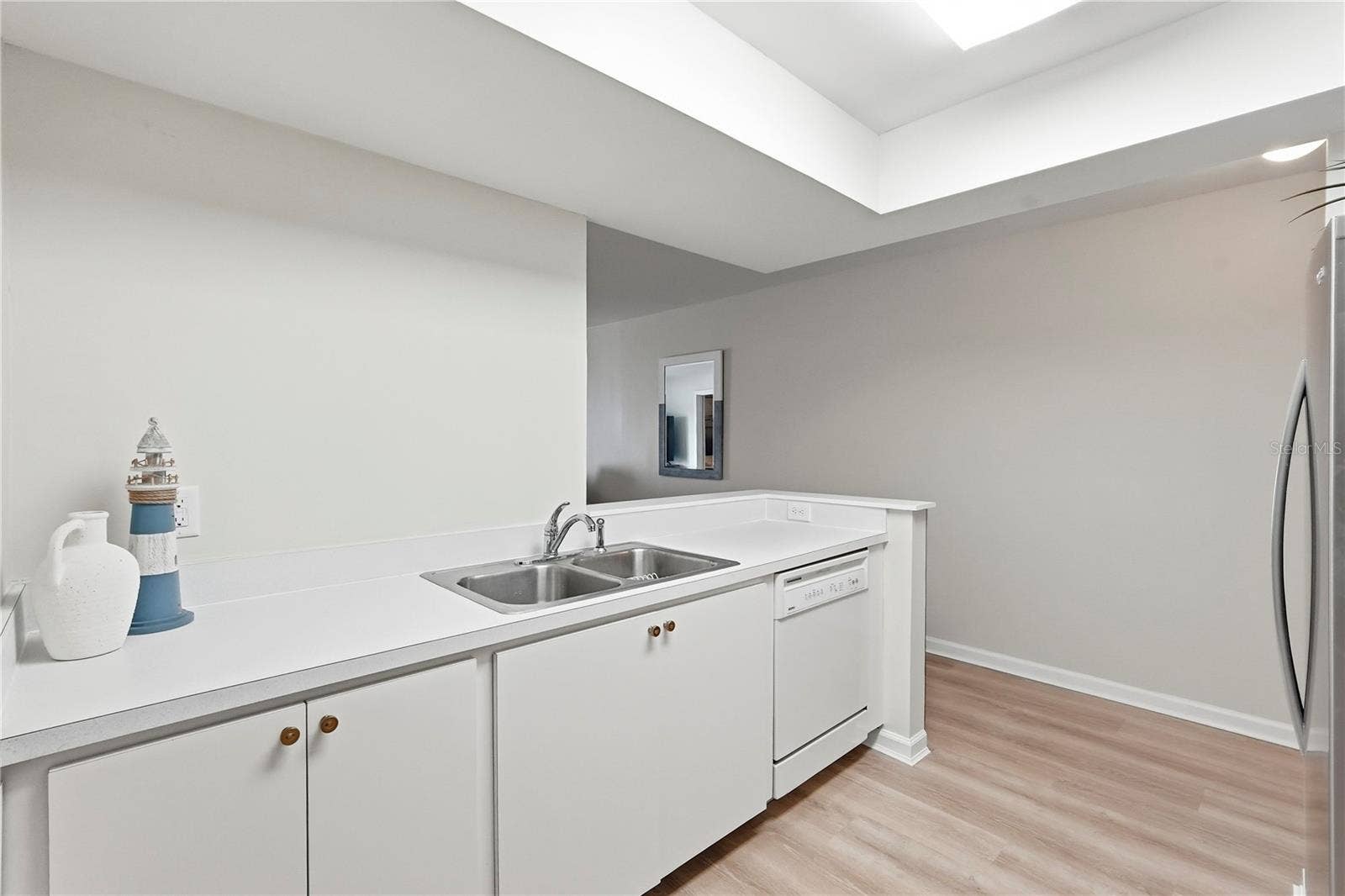 285 107TH AVENUE, #405, St Petersburg, FL 33706 285 107TH AVENUE, #405, St Petersburg, FL 33706