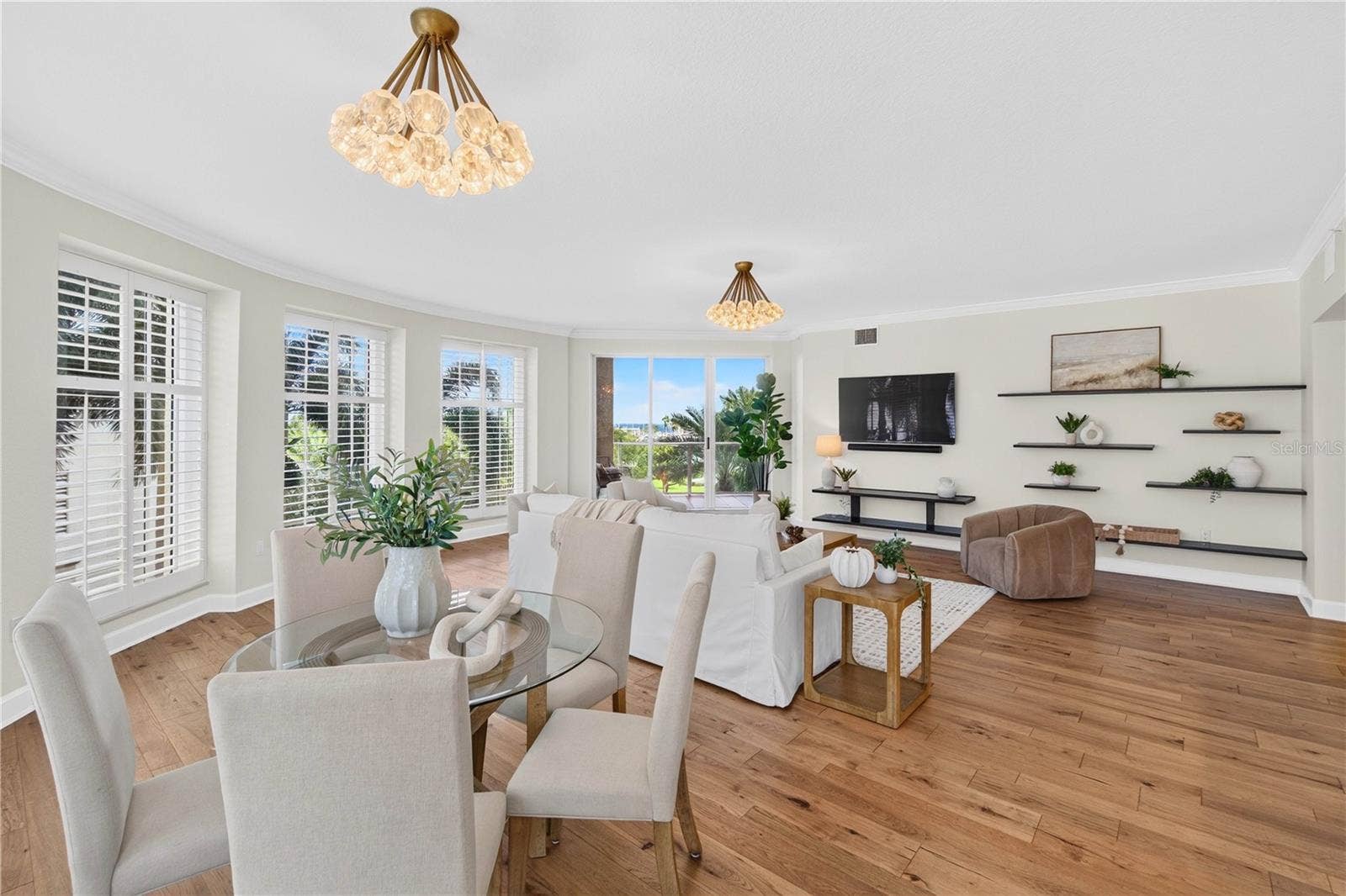 100 BEACH DRIVE NE, #401, St Petersburg, FL 33701 100 BEACH DRIVE NE, #401, St Petersburg, FL 33701