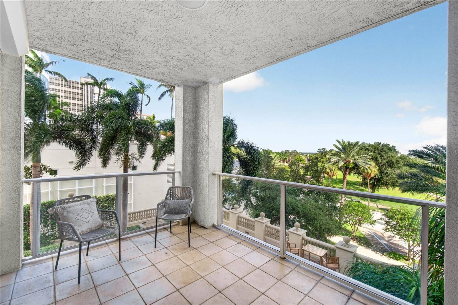 100 BEACH DRIVE NE, #401, St Petersburg, FL 33701 100 BEACH DRIVE NE, #401, St Petersburg, FL 33701