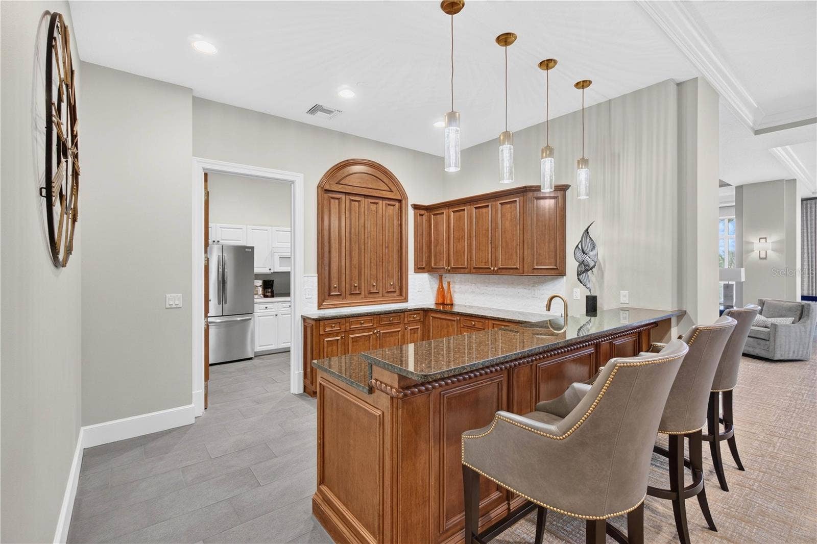 100 BEACH DRIVE NE, #401, St Petersburg, FL 33701 100 BEACH DRIVE NE, #401, St Petersburg, FL 33701