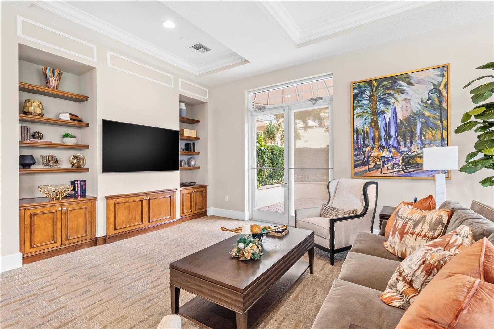 100 BEACH DRIVE NE, #401, St Petersburg, FL 33701 100 BEACH DRIVE NE, #401, St Petersburg, FL 33701