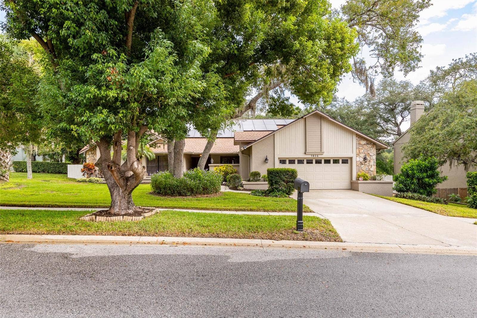 1056 ENISWOOD PKWY, Palm Harbor, FL 34683 1056 ENISWOOD PKWY, Palm Harbor, FL 34683