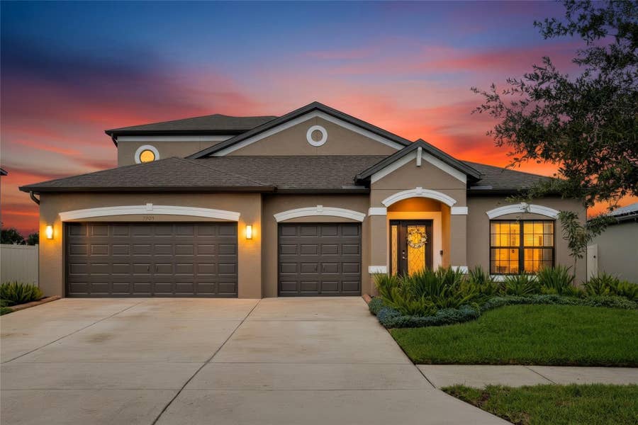 Property photo for 7903 LAGO MIST WAY, Wesley Chapel, FL