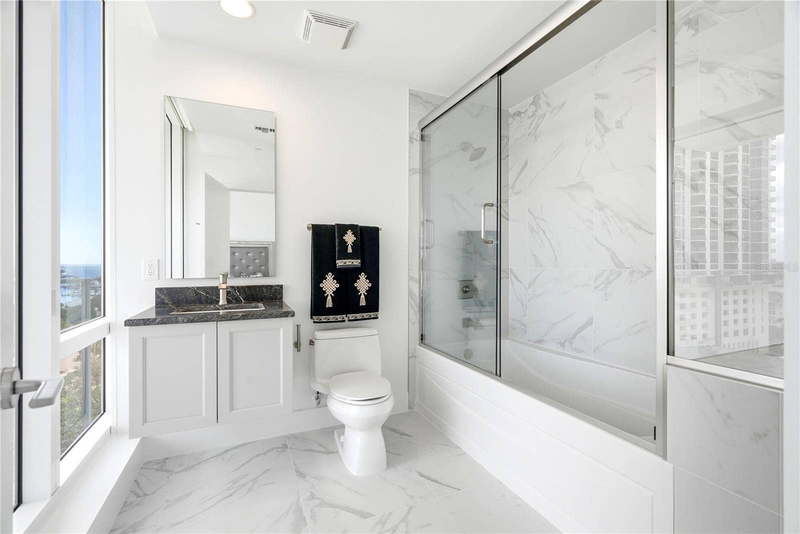 175 1ST STREET S, #1008, St Petersburg, FL 33701 175 1ST STREET S, #1008, St Petersburg, FL 33701