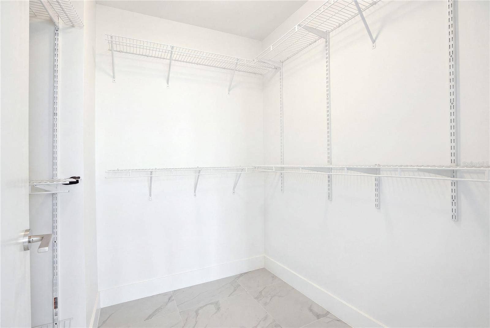 175 1ST STREET S, #1008, St Petersburg, FL 33701 175 1ST STREET S, #1008, St Petersburg, FL 33701