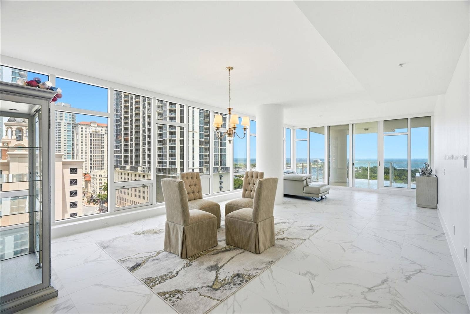 175 1ST STREET S, #1008, St Petersburg, FL 33701 175 1ST STREET S, #1008, St Petersburg, FL 33701