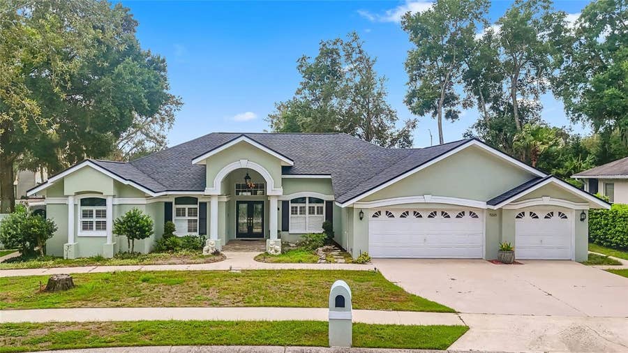Property photo for 7225 RIVER FOREST LANE, Temple Terrace, FL