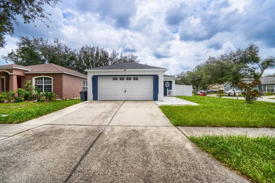 Property photo for 701 PERIWINKLE POINTE PLACE, Seffner, FL