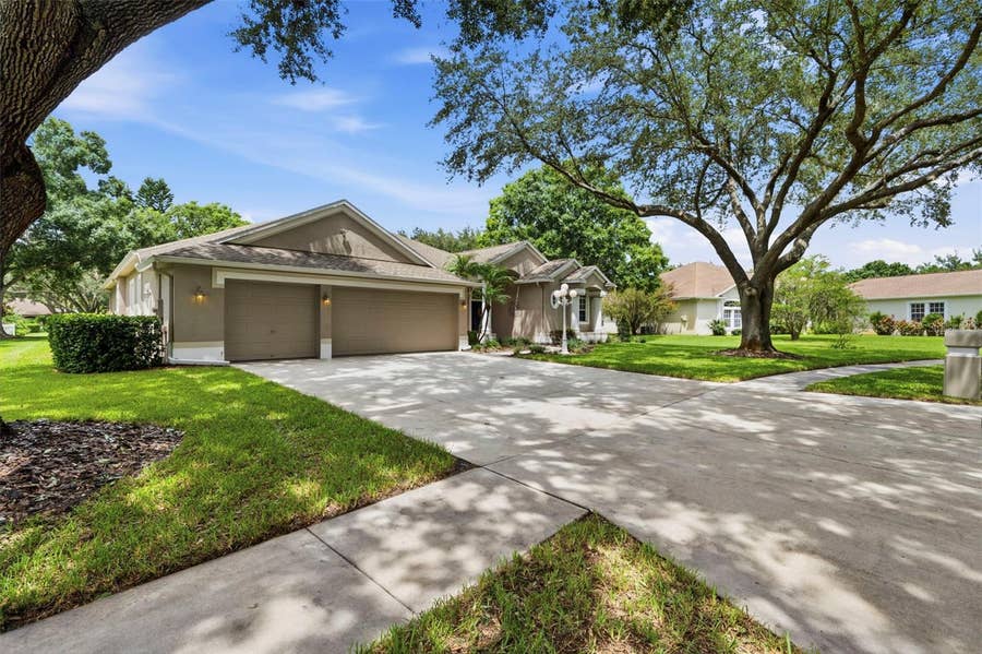 Property photo for 13756 DOWLING LANE, Odessa, FL