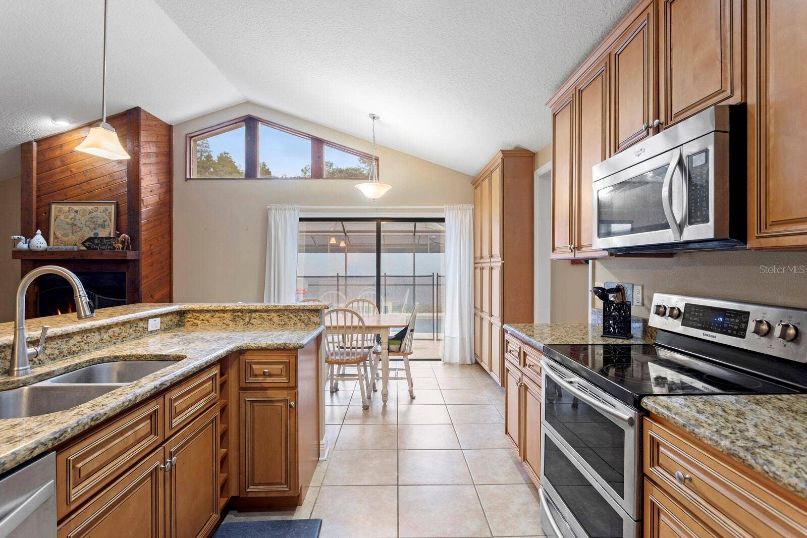 12803 RAIN FOREST STREET, Temple Terrace, FL 33617 Abundance of Soft Close Wood Cabinets