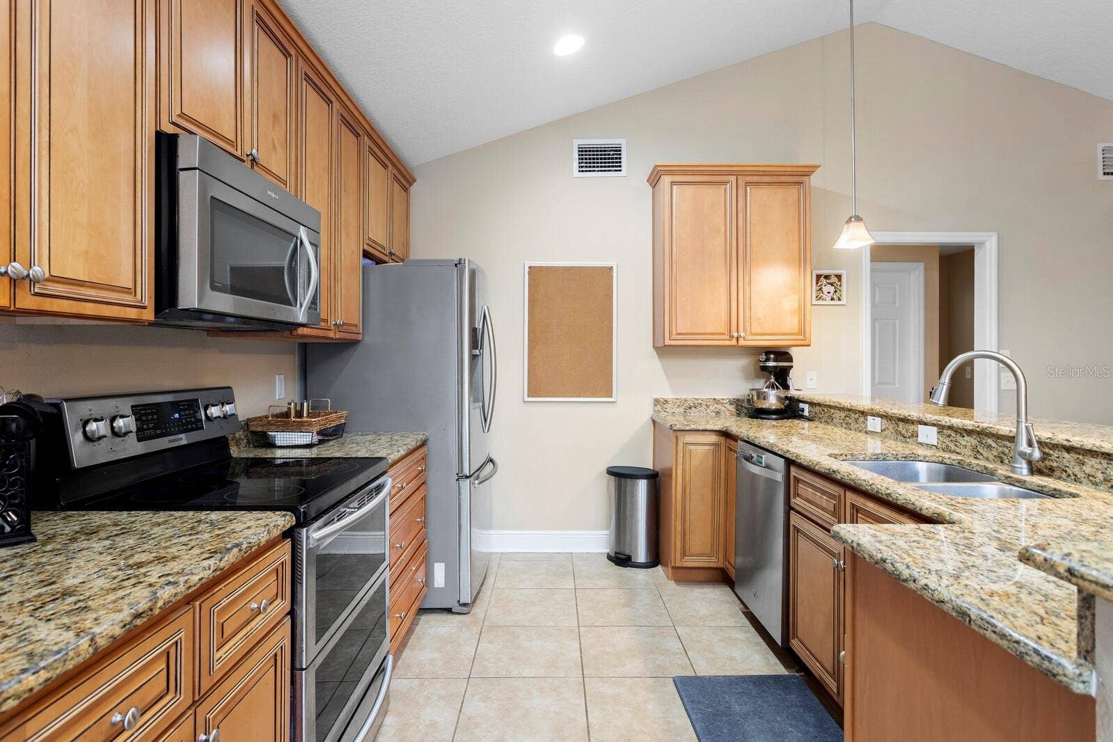 12803 RAIN FOREST STREET, Temple Terrace, FL 33617 Granite Countertops