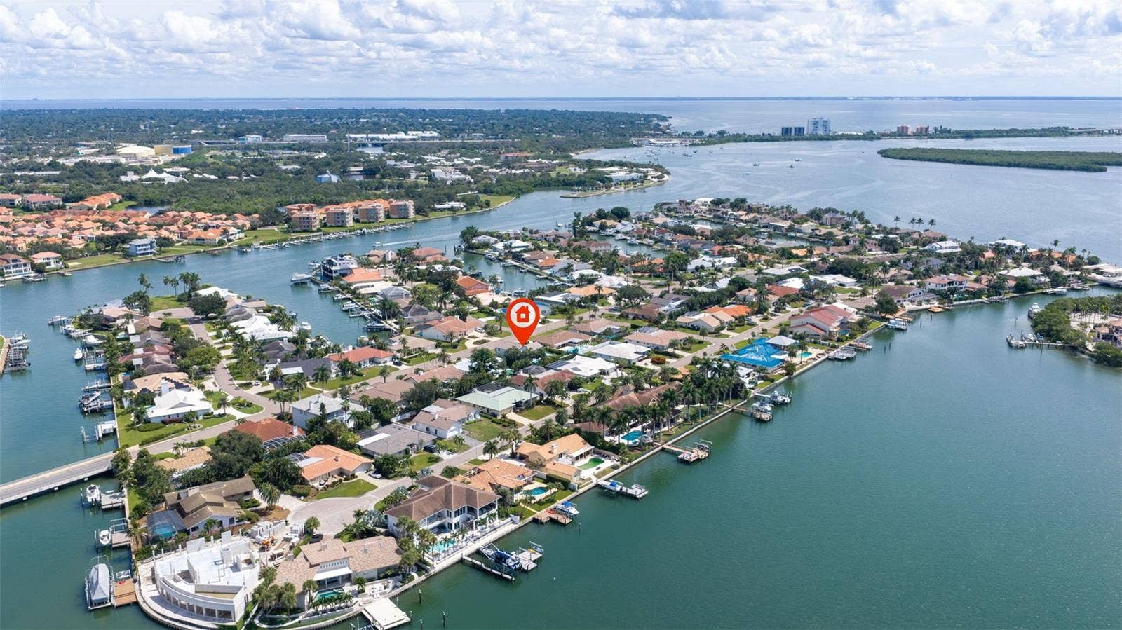 5875 LEELAND STREET S, St Petersburg, FL 33715 5875 LEELAND STREET S, St Petersburg, FL 33715