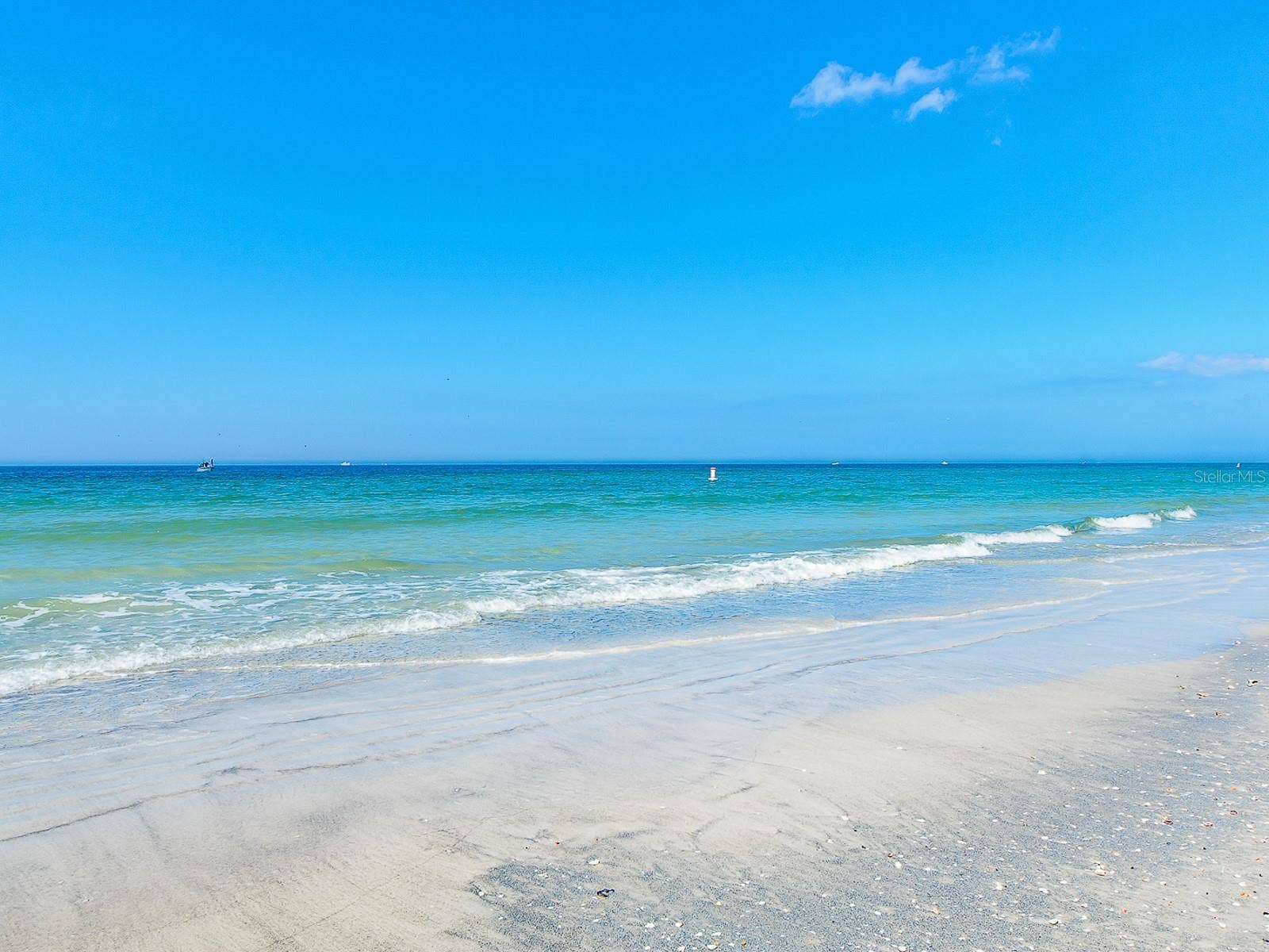 1460 GULF BOULEVARD, #302, Clearwater, FL 33767 Sugar sand beach of Sand Key