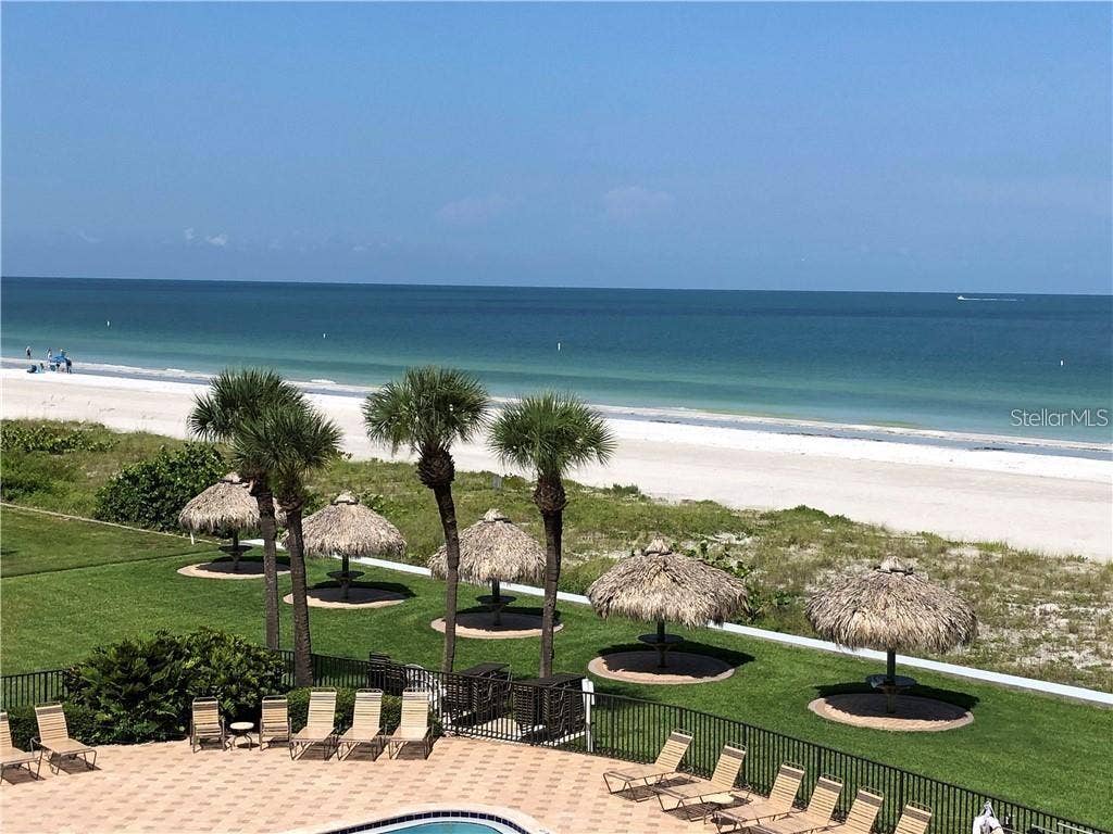 1460 GULF BOULEVARD, #302, Clearwater, FL 33767 1460 GULF BOULEVARD, #302, Clearwater, FL 33767