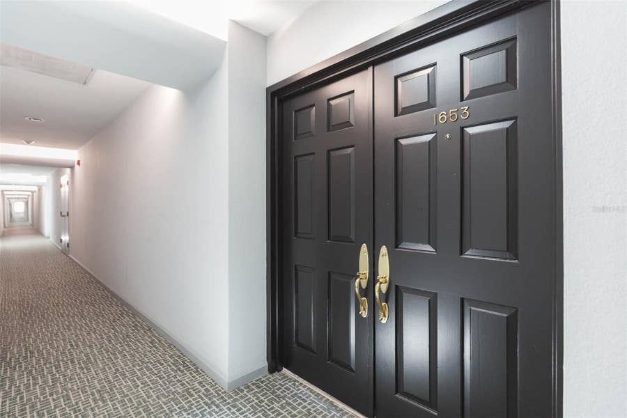 Property photo for 1653 W SNOW CIRCLE, #1653, Tampa, FL