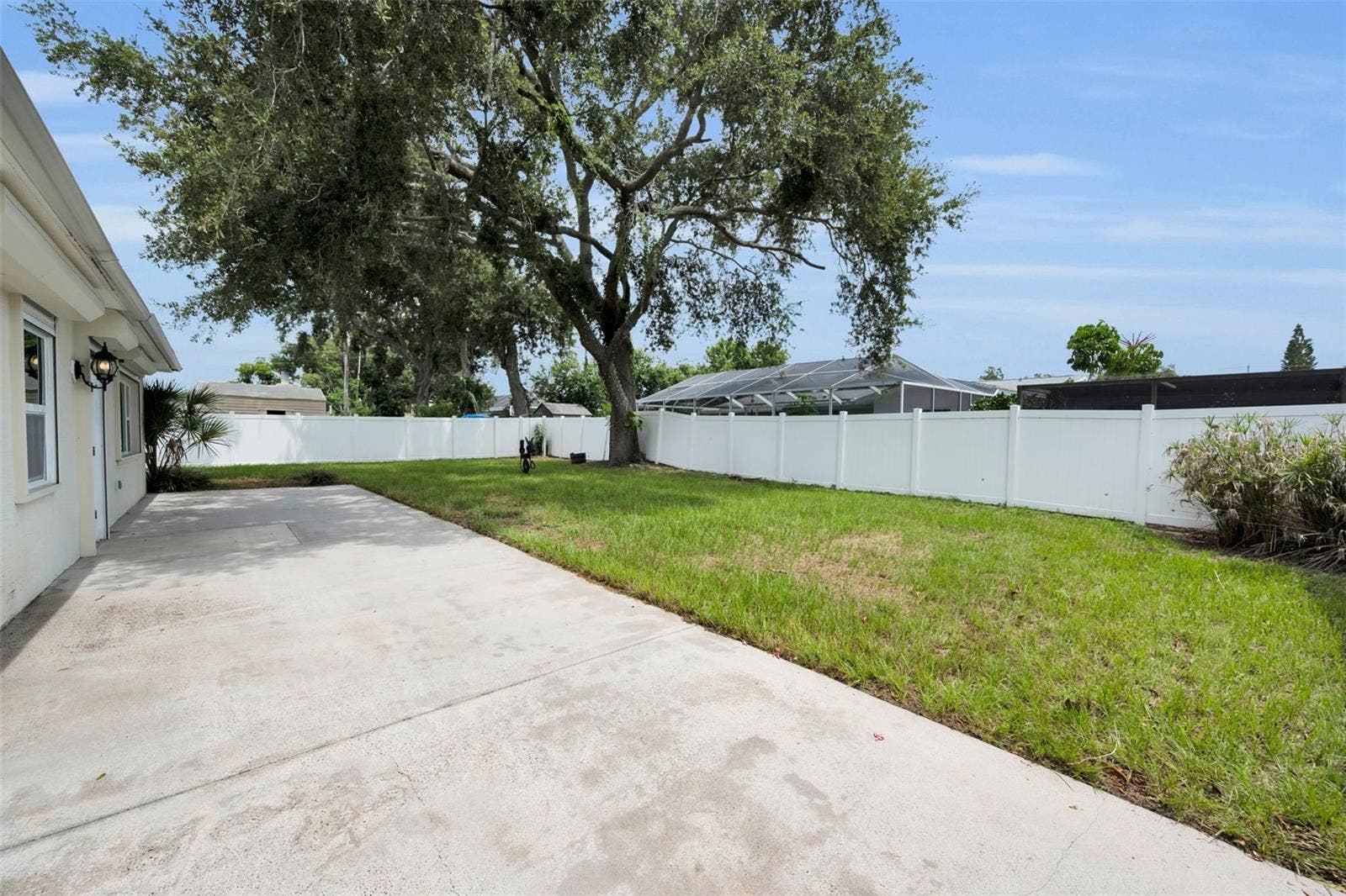 13760 87TH PLACE, Seminole, FL 33776 Rear Patio and Huge Fenced Yard