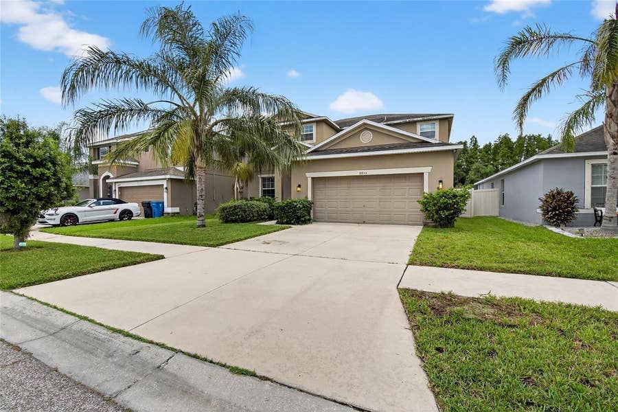 Property photo for 8435 HUNTERS FORK LOOP, Ruskin, FL