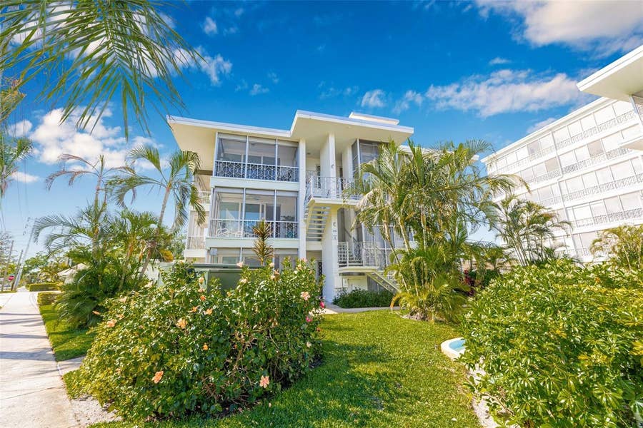 Property photo for 615 10TH AVENUE NE, #1, St Petersburg, FL
