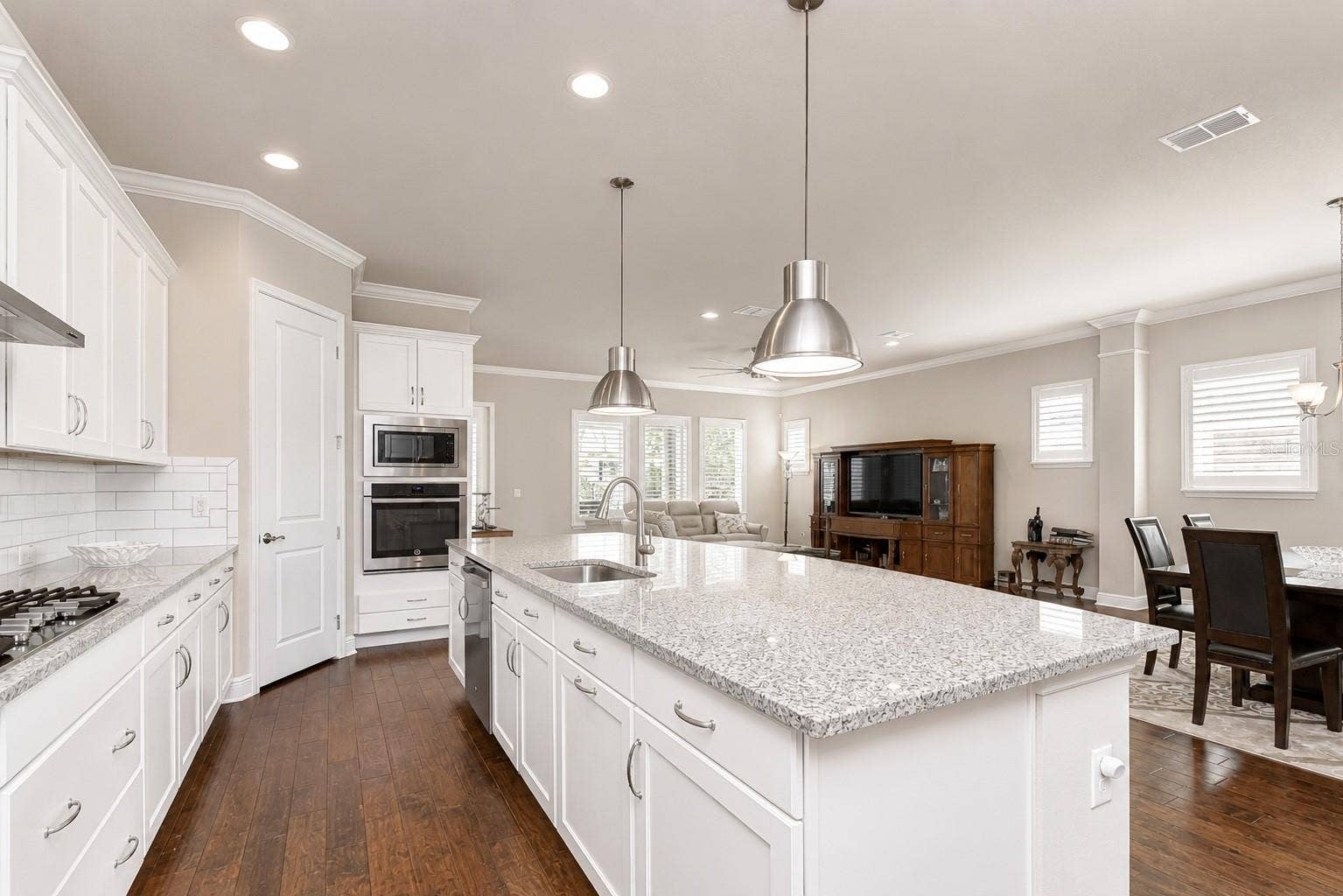14014 SWALLOW HILL DRIVE, Lithia, FL 33547