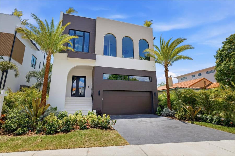 Property photo for 128 ADRIATIC AVENUE, Tampa, FL