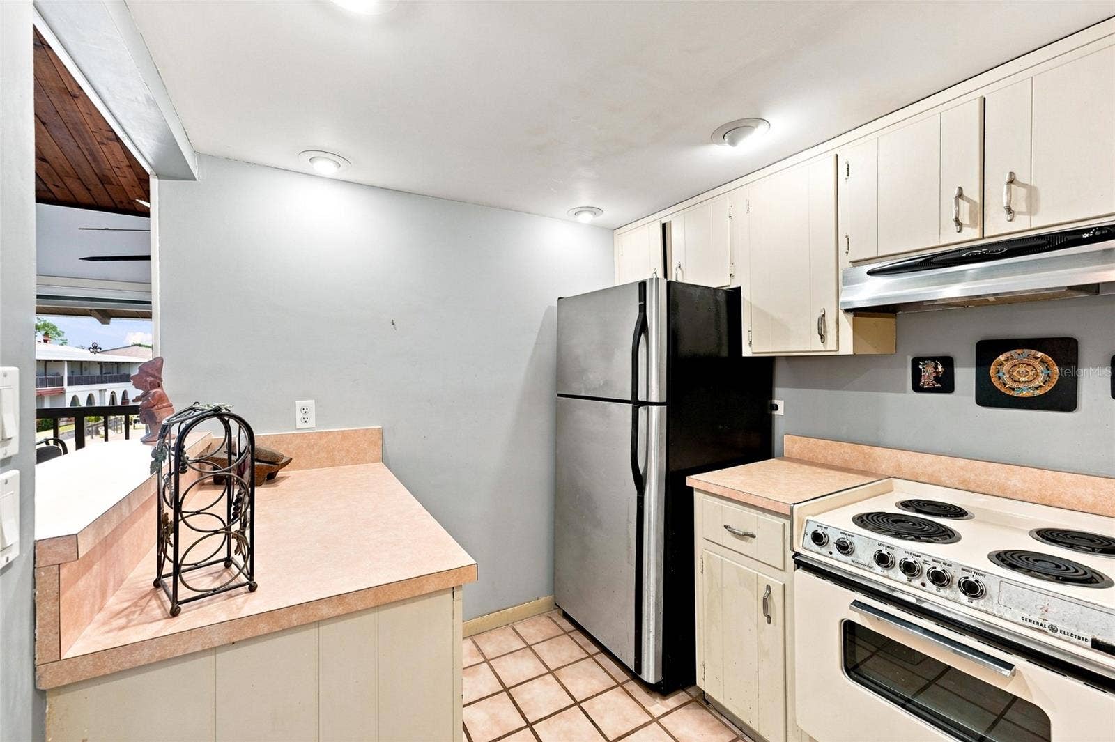 501 PLAZA SEVILLE COURT, #2, Treasure Island, FL 33706 501 PLAZA SEVILLE COURT, #2, Treasure Island, FL 33706