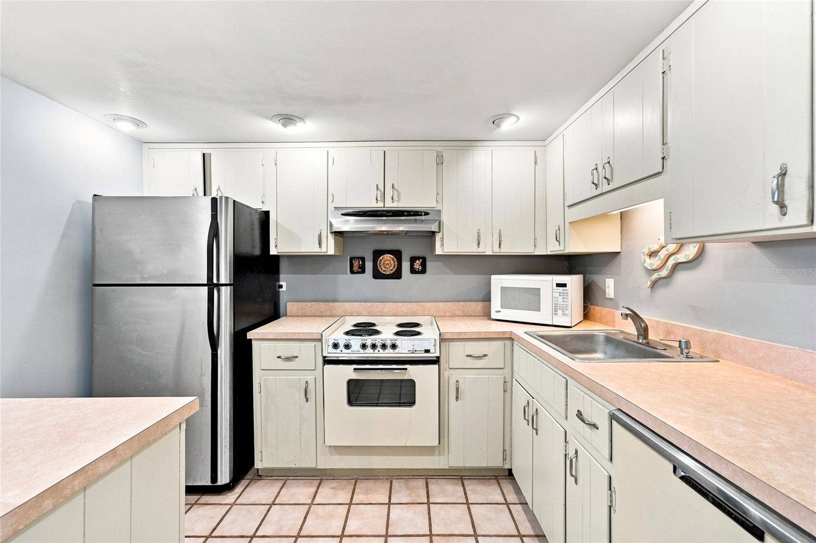 501 PLAZA SEVILLE COURT, #2, Treasure Island, FL 33706 501 PLAZA SEVILLE COURT, #2, Treasure Island, FL 33706