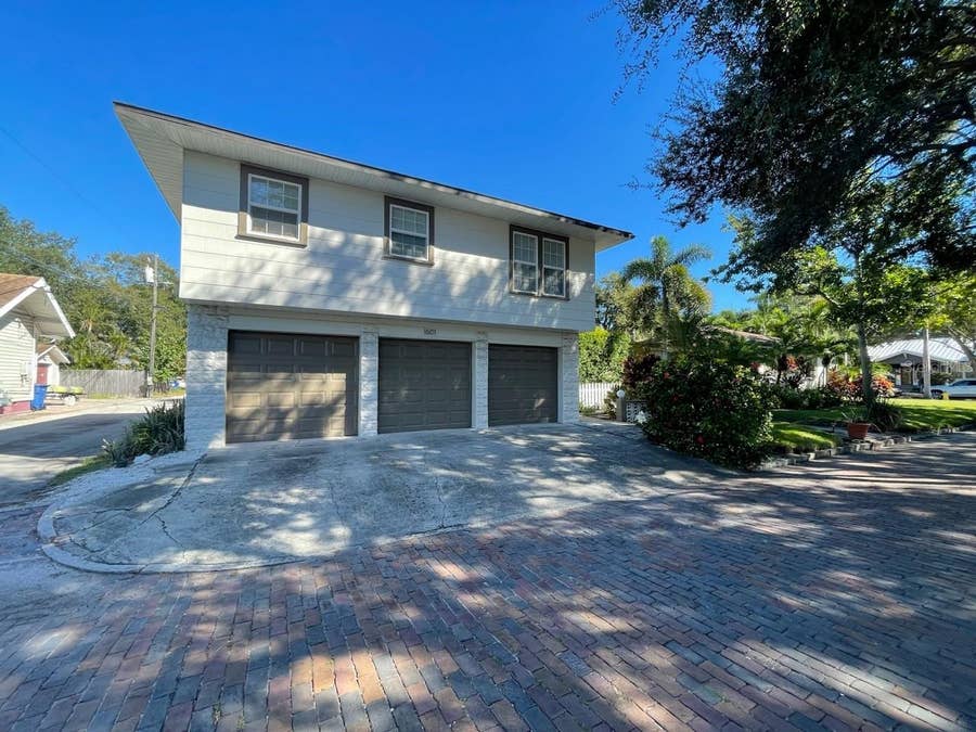 Property photo for 1601 11 STREET N, St Petersburg, FL