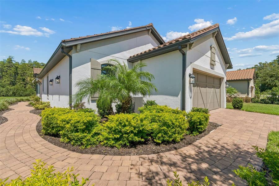 Property photo for 4333 CAIROLI COURT, Wesley Chapel, FL