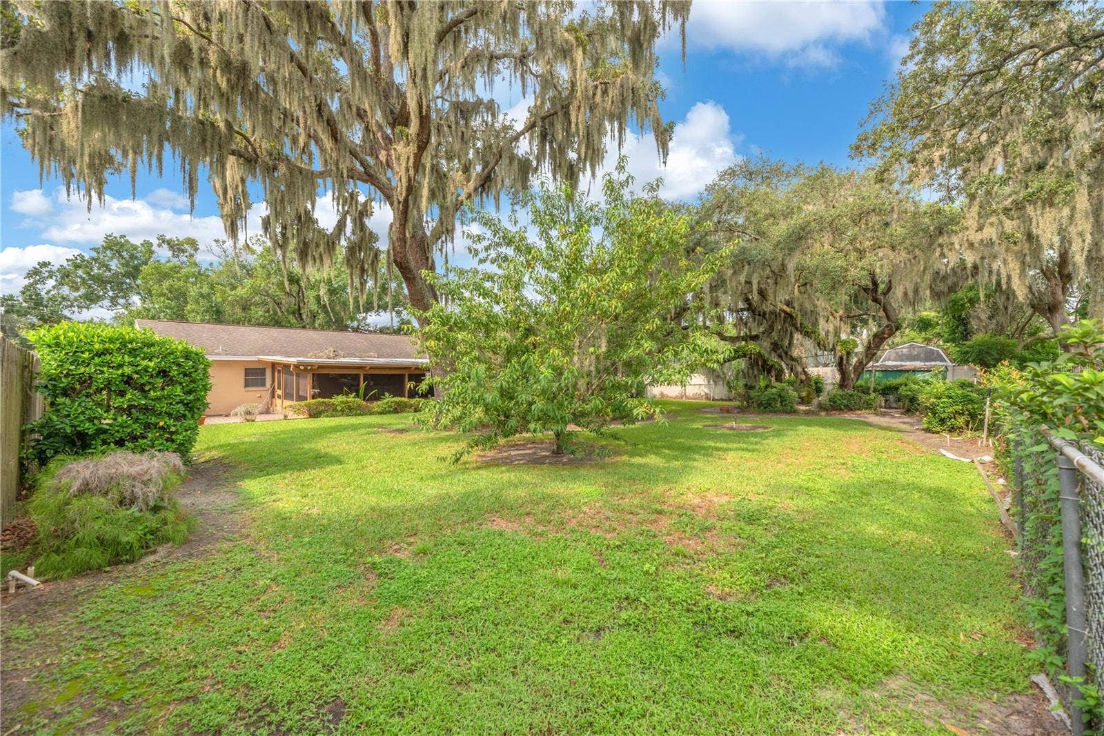 110 ASHBROOK DRIVE, Brandon, FL 33511 110 ASHBROOK DRIVE, Brandon, FL 33511