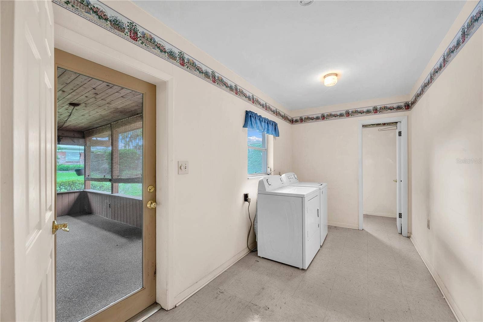 110 ASHBROOK DRIVE, Brandon, FL 33511 110 ASHBROOK DRIVE, Brandon, FL 33511