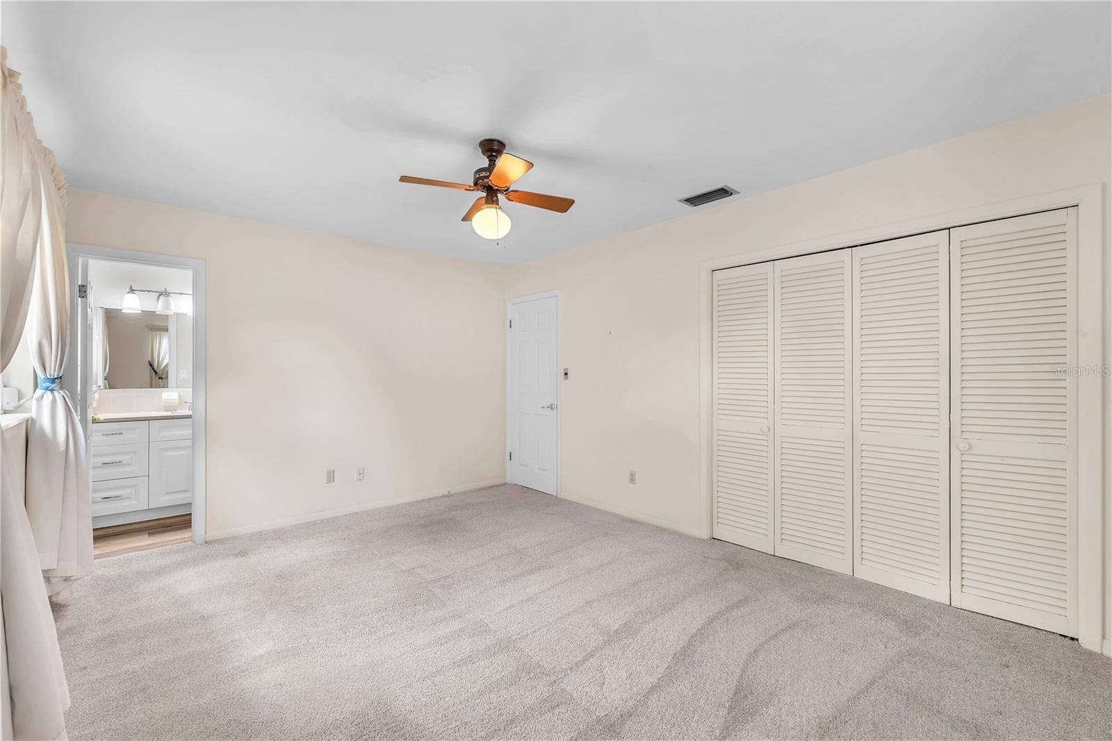 110 ASHBROOK DRIVE, Brandon, FL 33511 110 ASHBROOK DRIVE, Brandon, FL 33511