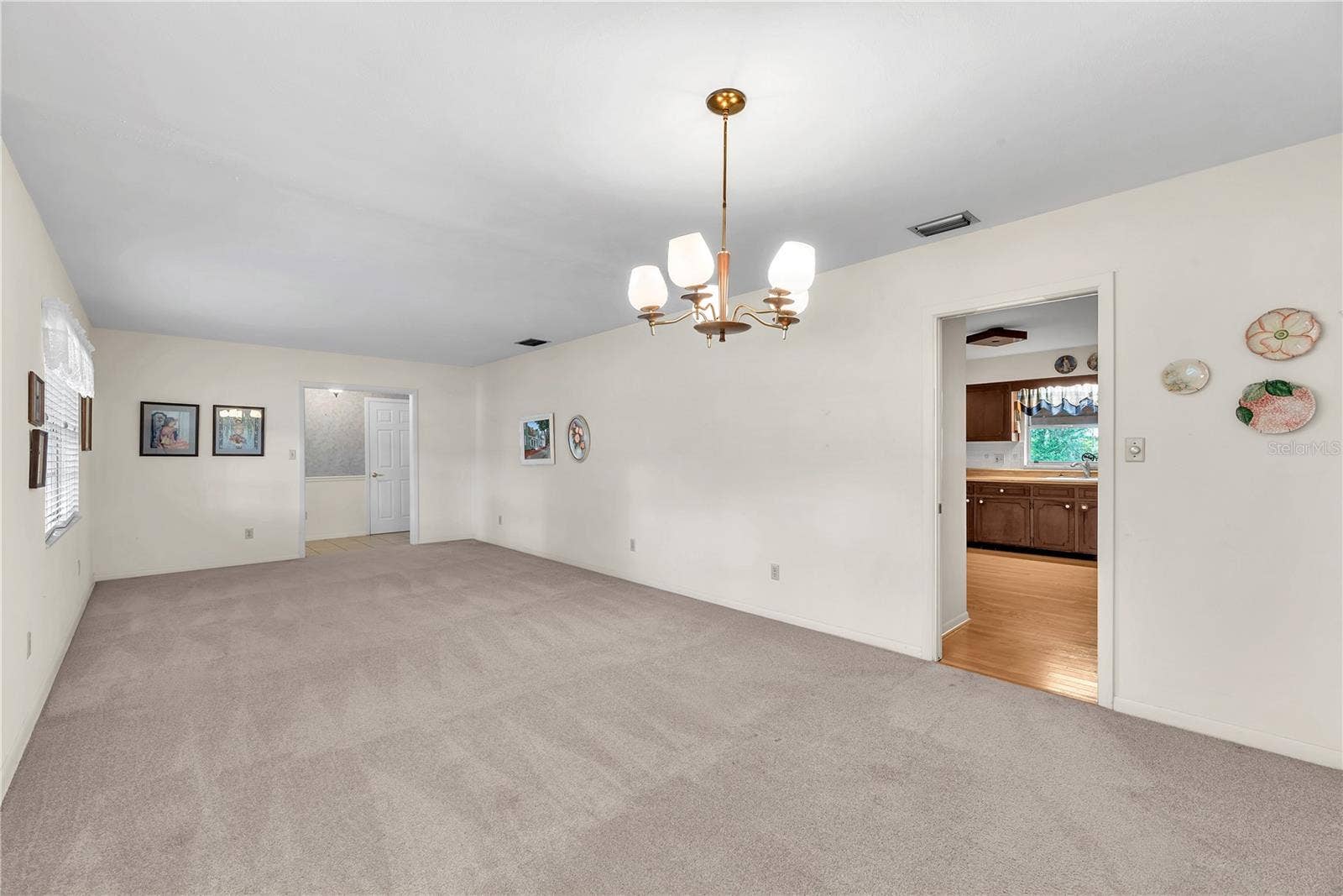 110 ASHBROOK DRIVE, Brandon, FL 33511 110 ASHBROOK DRIVE, Brandon, FL 33511