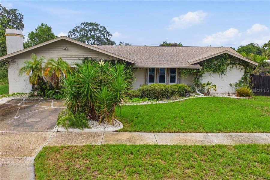 Property photo for 1221 E LIME STREET, Tarpon Springs, FL