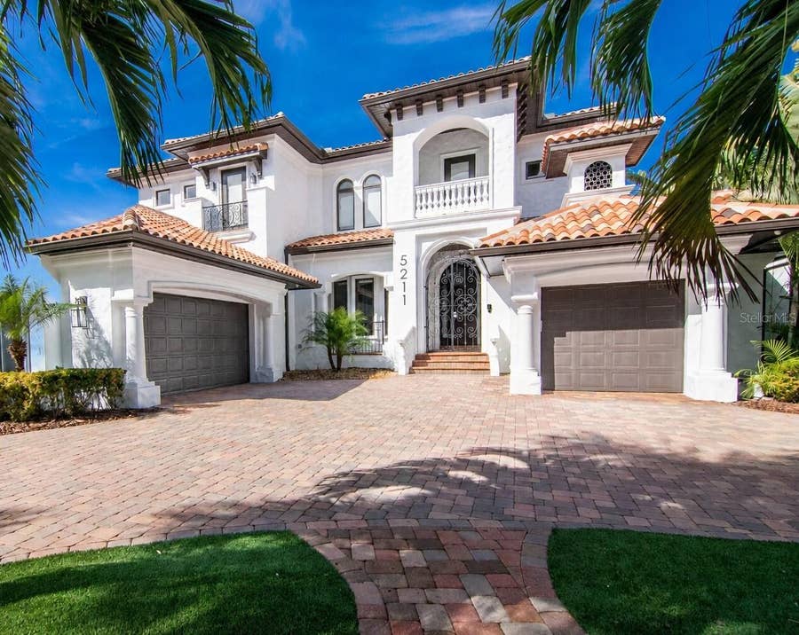 Property photo for 5211 W NEPTUNE WAY, Tampa, FL