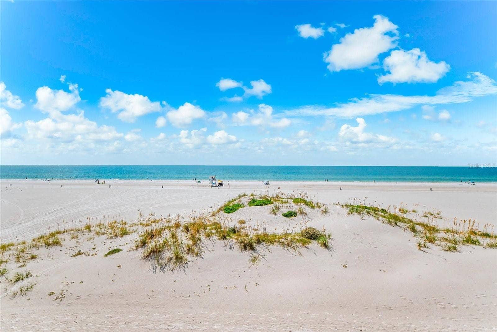 11 BAYMONT STREET, #308, Clearwater Beach, FL 33767 11 BAYMONT STREET, #308, Clearwater Beach, FL 33767