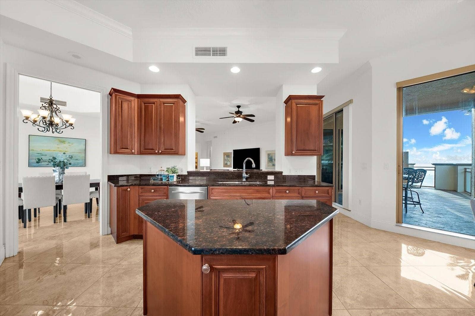 11 BAYMONT STREET, #308, Clearwater Beach, FL 33767 11 BAYMONT STREET, #308, Clearwater Beach, FL 33767