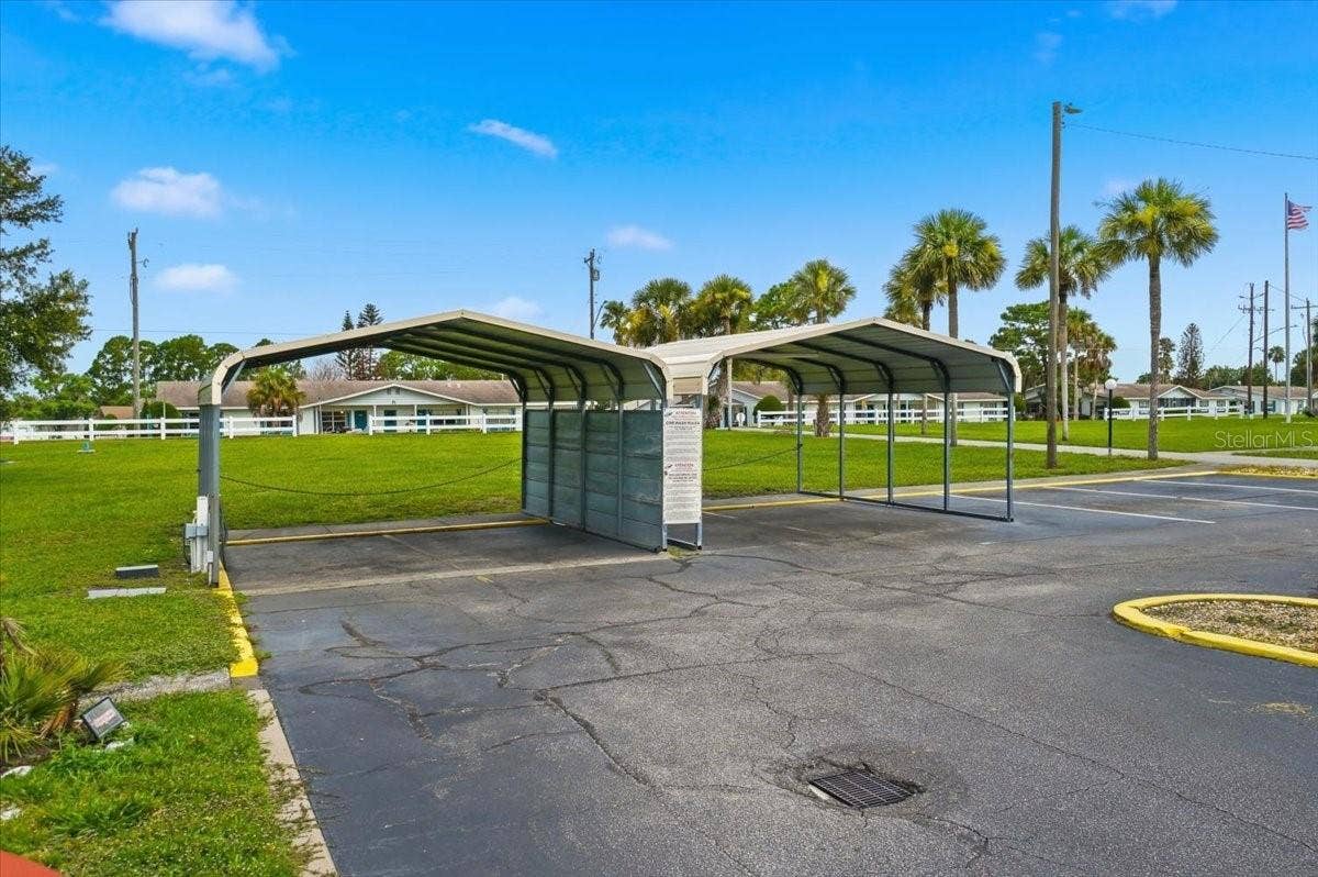 2237 CLUB CIRCLE, Lake Wales, FL 33854 2237 CLUB CIRCLE, Lake Wales, FL 33854