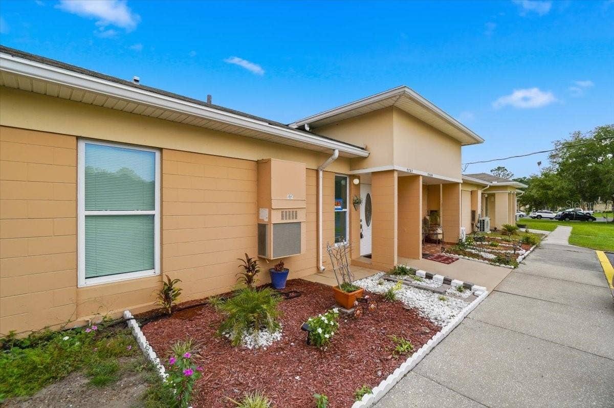 2237 CLUB CIRCLE, Lake Wales, FL 33854 2237 CLUB CIRCLE, Lake Wales, FL 33854