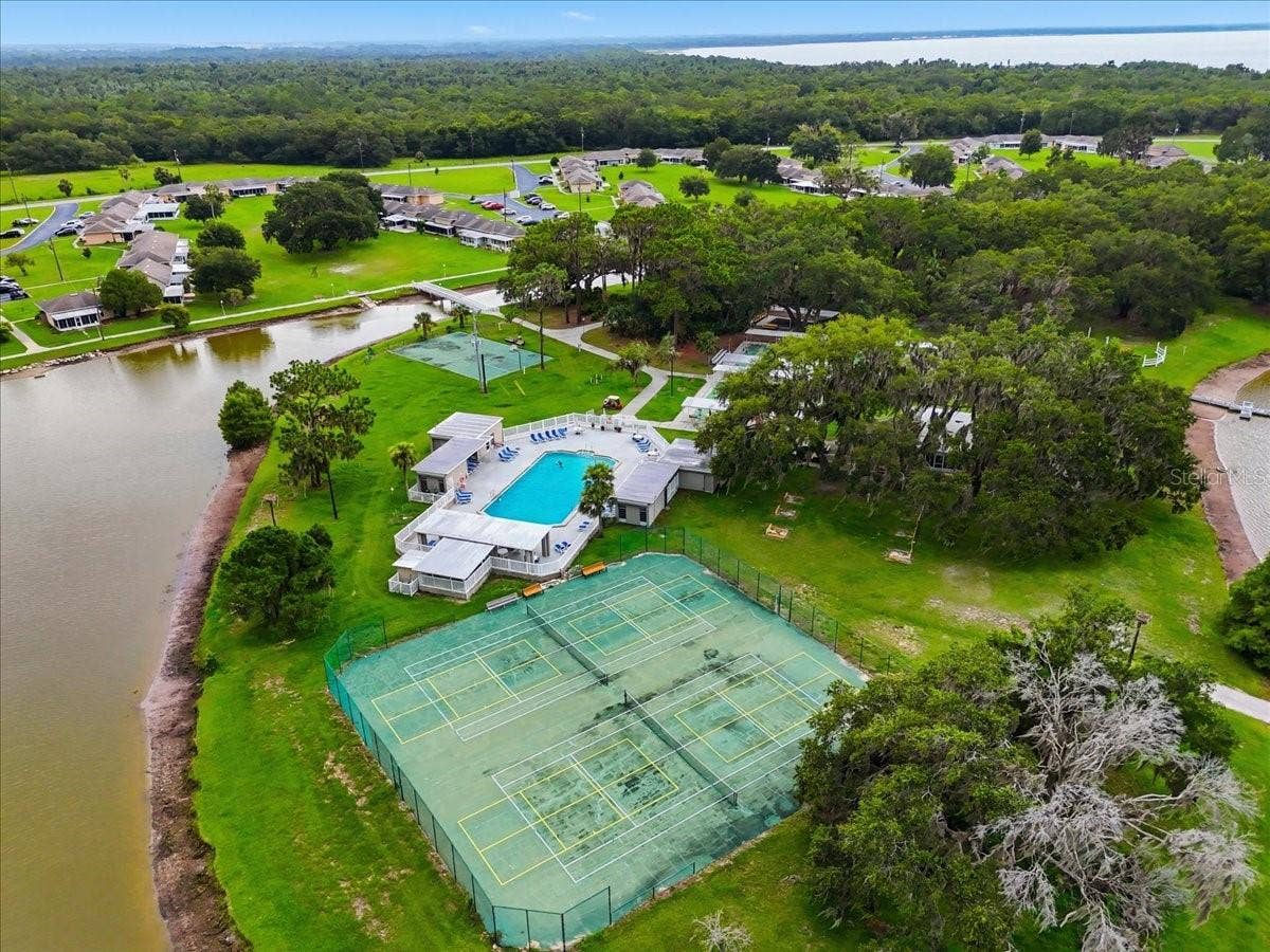 2237 CLUB CIRCLE, Lake Wales, FL 33854 2237 CLUB CIRCLE, Lake Wales, FL 33854