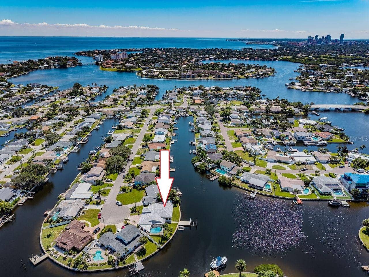 4280 13TH LANE NE, St Petersburg, FL 33703 4280 13TH LANE NE, St Petersburg, FL 33703