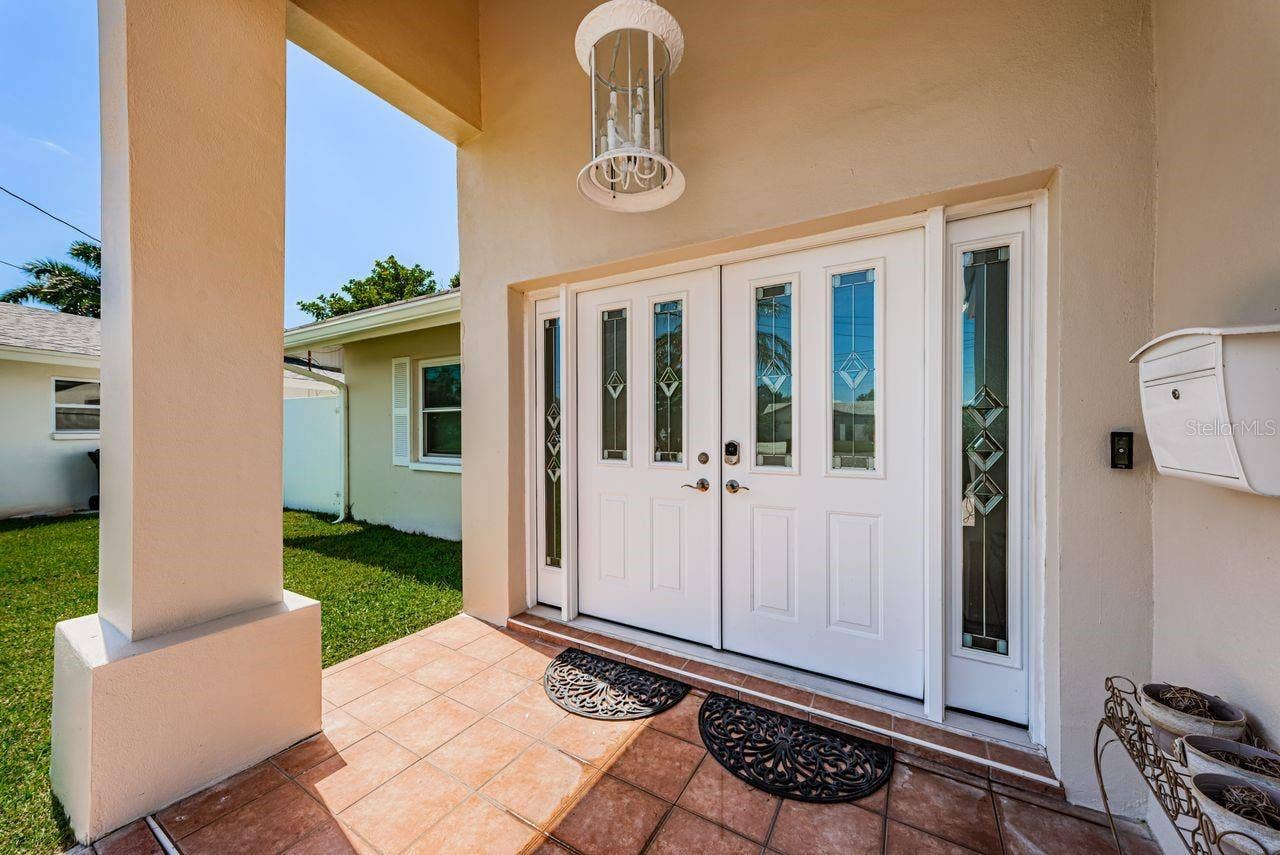 4280 13TH LANE NE, St Petersburg, FL 33703 Covered front entry