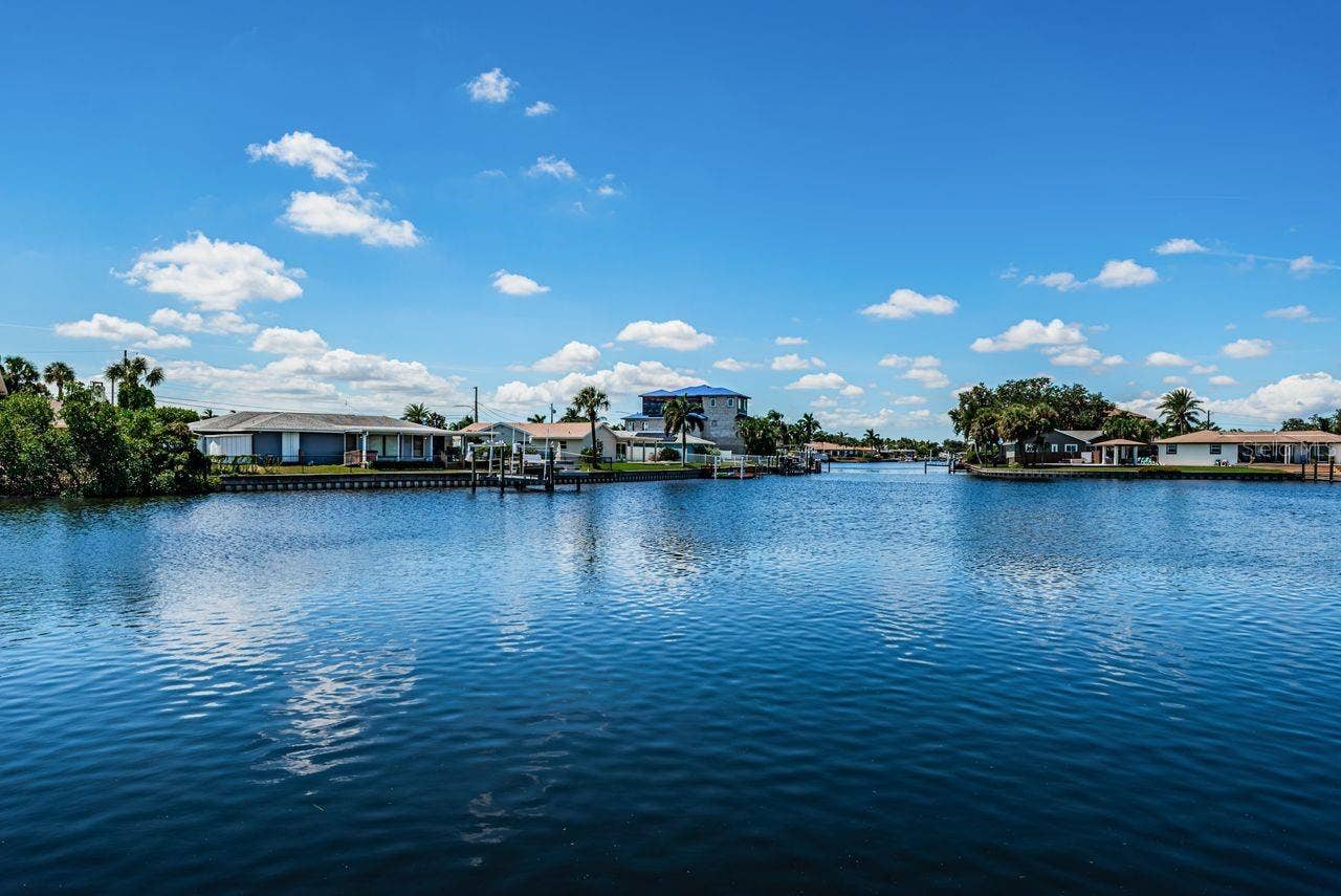 4280 13TH LANE NE, St Petersburg, FL 33703 Water view - not looking in your neighbor's home