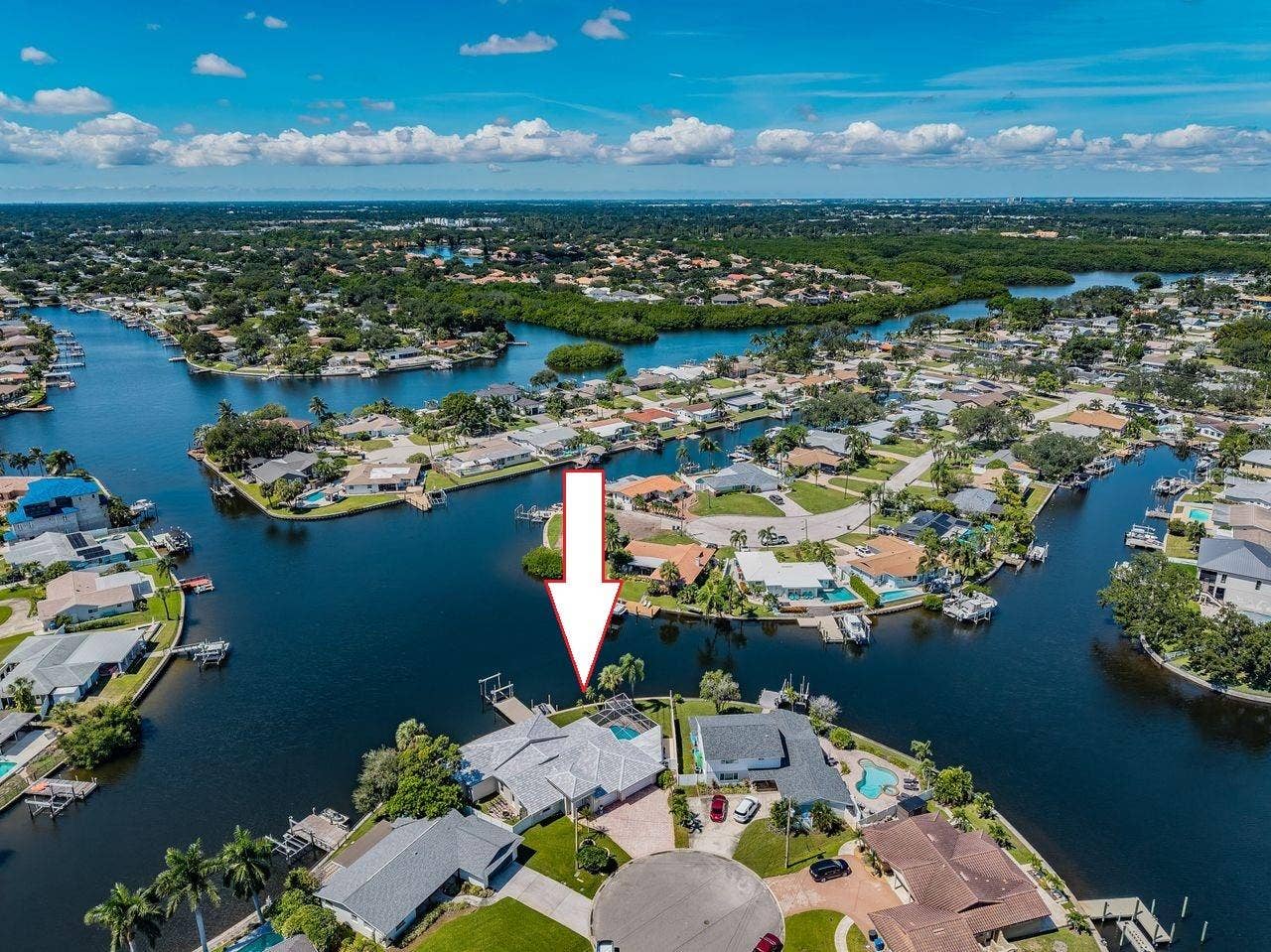 4280 13TH LANE NE, St Petersburg, FL 33703 4280 13TH LANE NE, St Petersburg, FL 33703