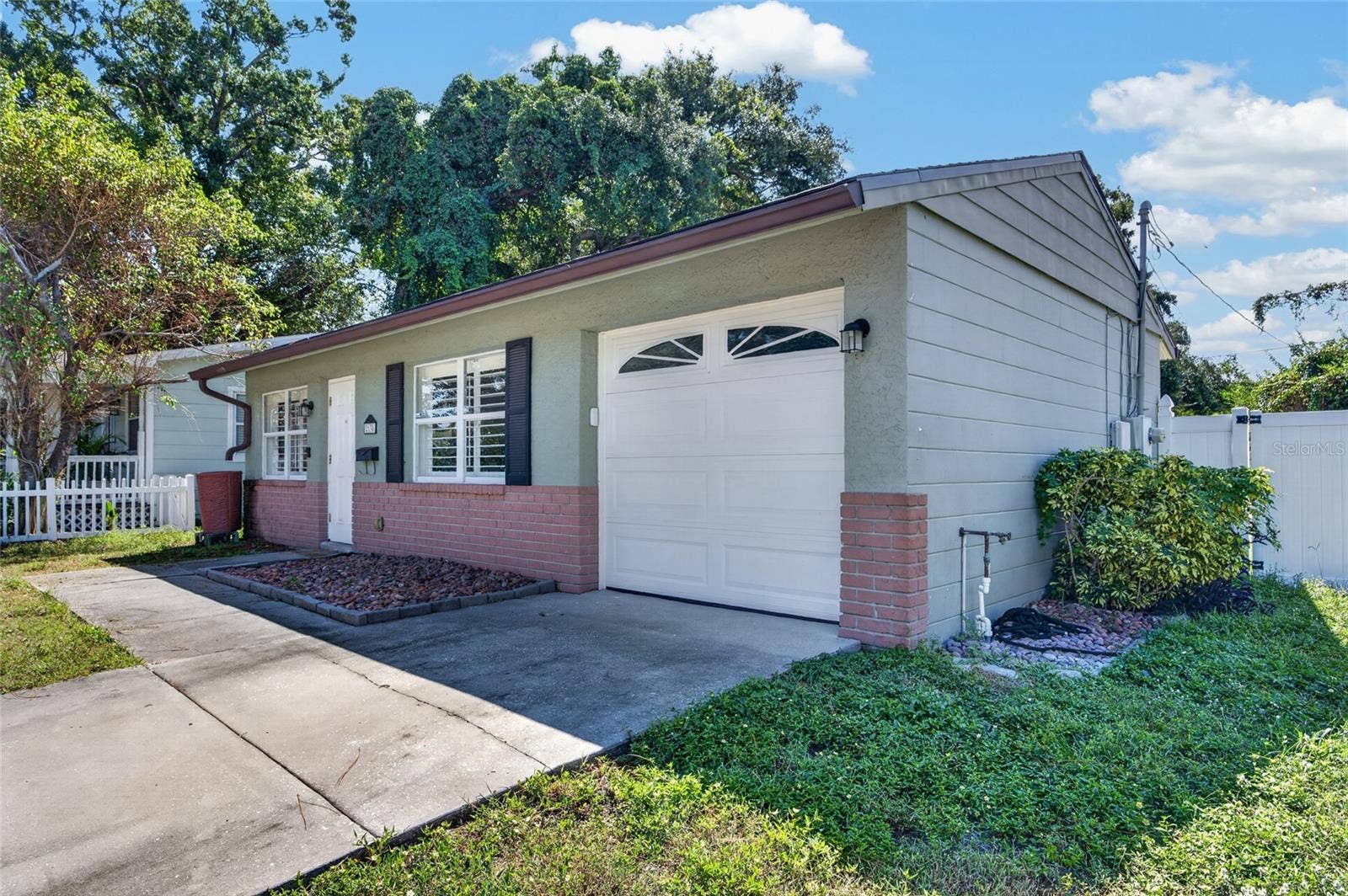 2138 7TH AVENUE N, St Petersburg, FL 33713 2138 7TH AVENUE N, St Petersburg, FL 33713