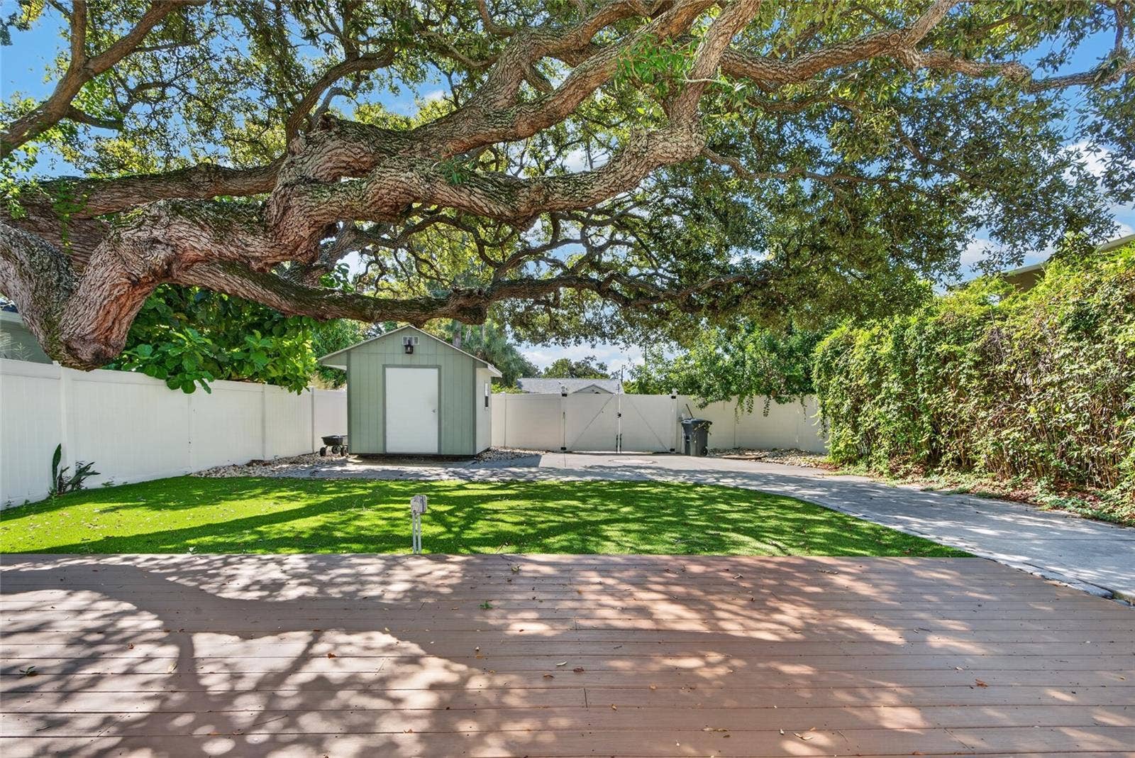 2138 7TH AVENUE N, St Petersburg, FL 33713 2138 7TH AVENUE N, St Petersburg, FL 33713