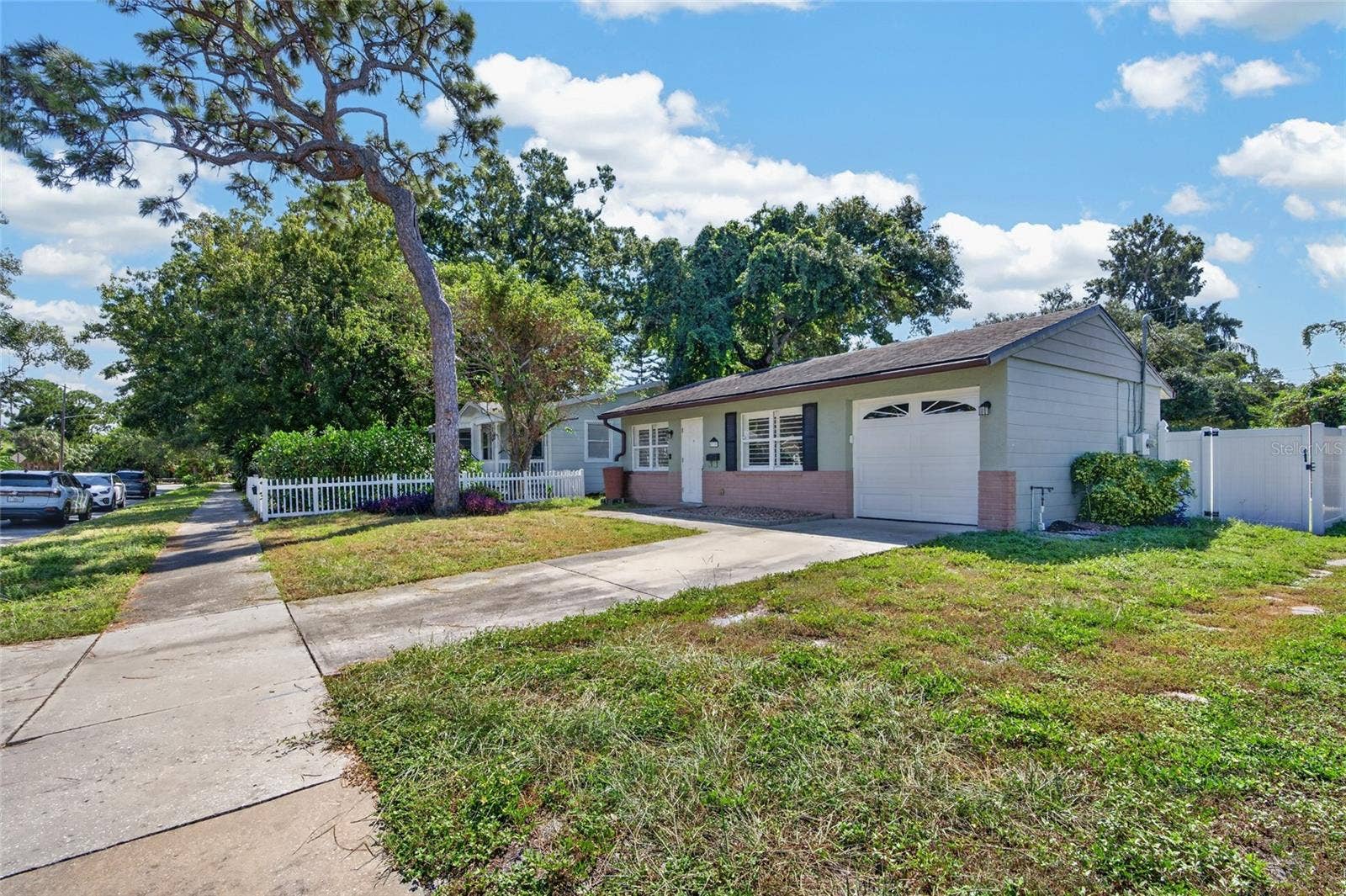 2138 7TH AVENUE N, St Petersburg, FL 33713 2138 7TH AVENUE N, St Petersburg, FL 33713