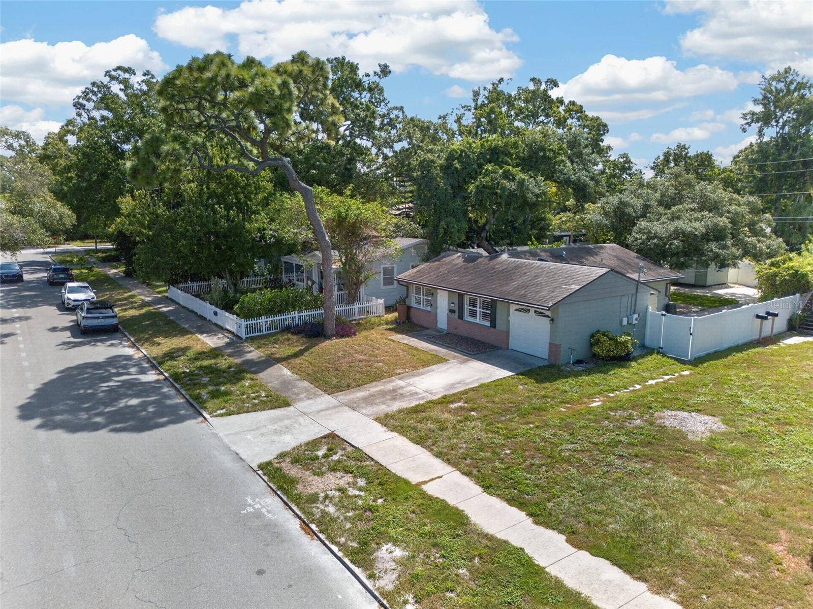 2138 7TH AVENUE N, St Petersburg, FL 33713 2138 7TH AVENUE N, St Petersburg, FL 33713