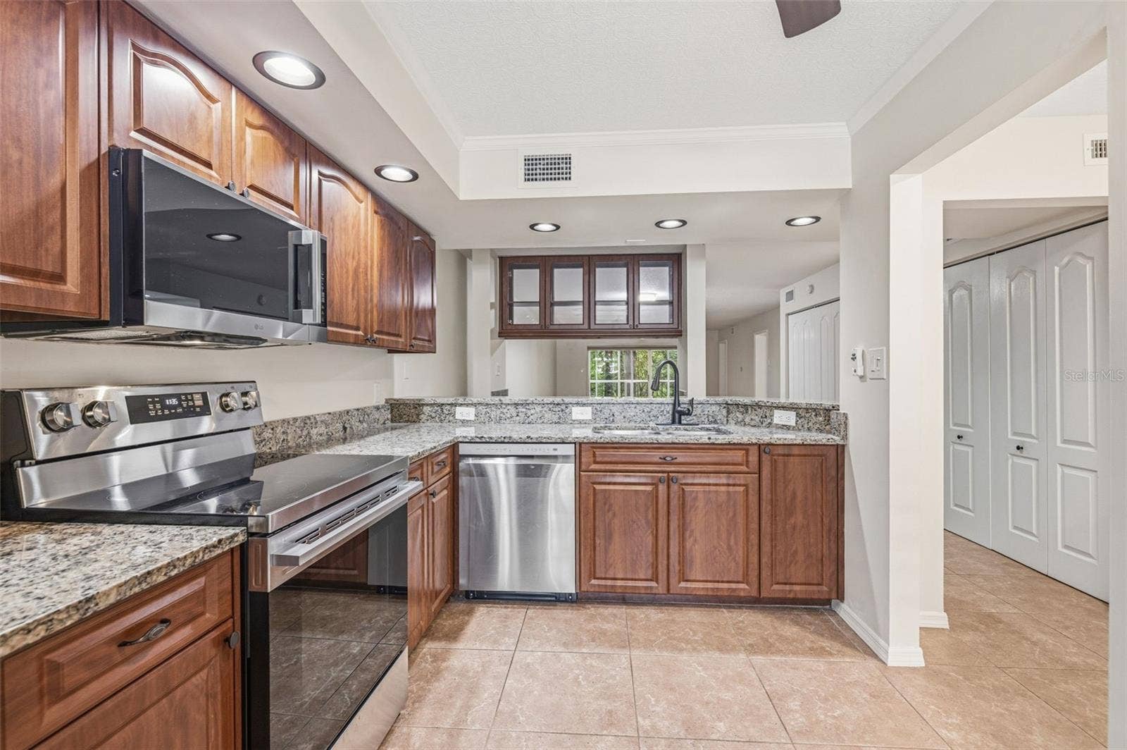 2533 DOLLY BAY DRIVE, #105, Palm Harbor, FL 34684