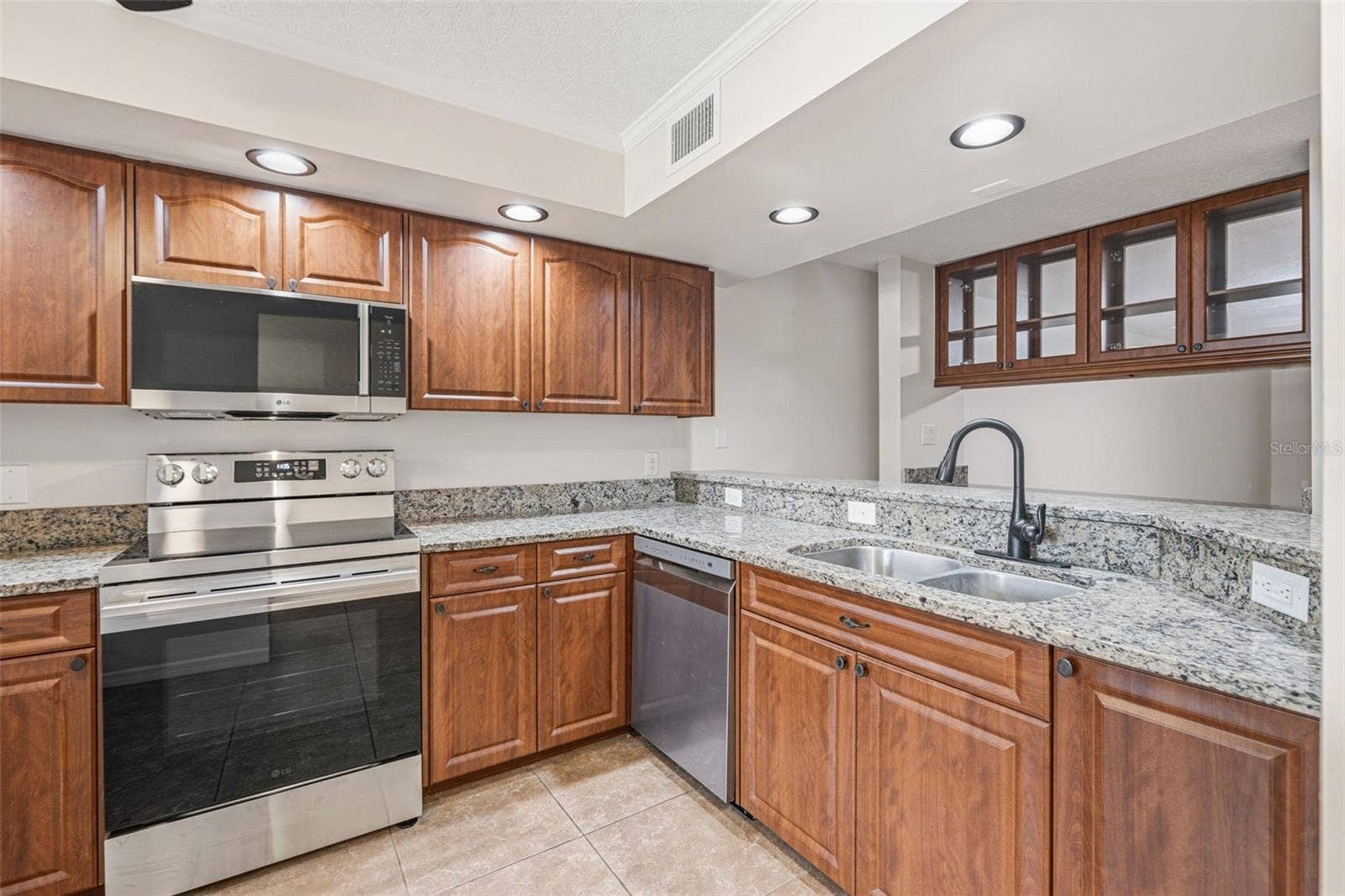 2533 DOLLY BAY DRIVE, #105, Palm Harbor, FL 34684